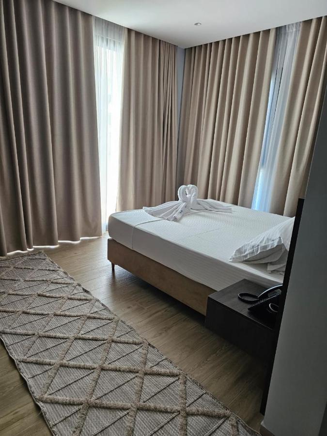 Kaan Hotel Radhimë Eksteriør billede