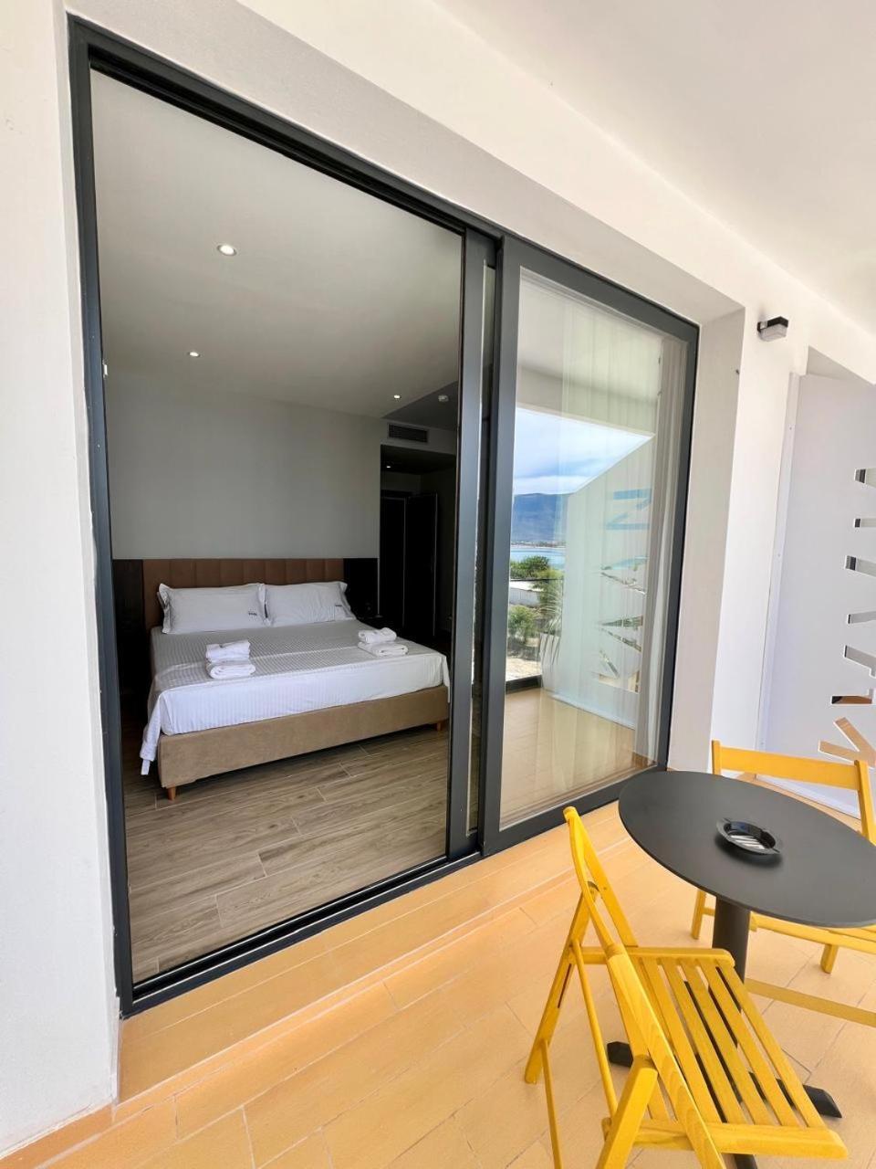 Kaan Hotel Radhimë Eksteriør billede
